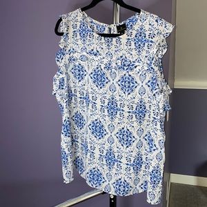 Women’s sleeveless blouse